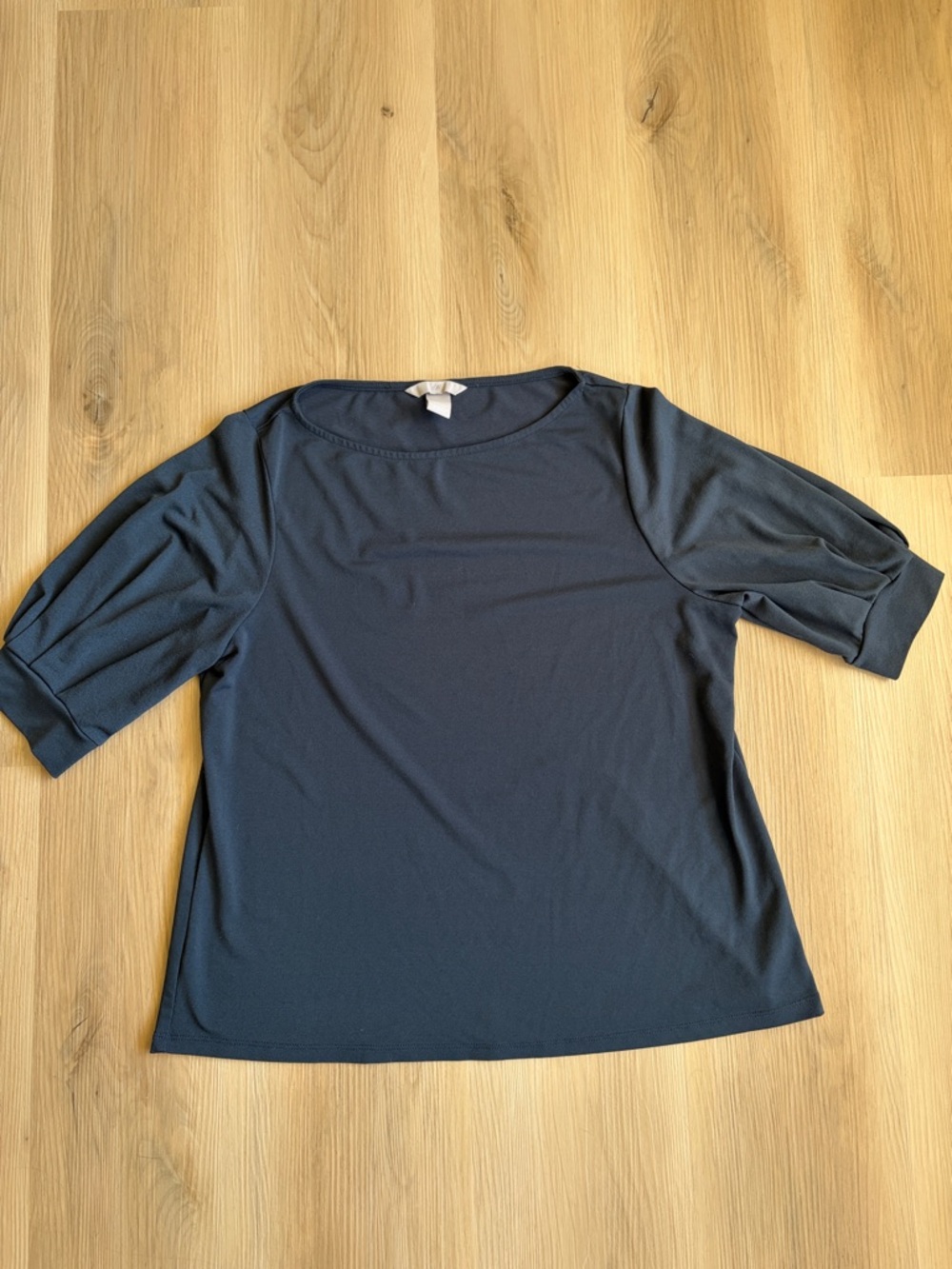 H&M - Women’s Navy Puff Short-Sleeve Boatneck Top - M Like New!
